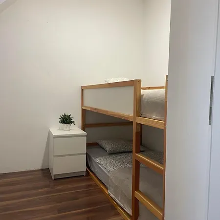 Tara's Apartman